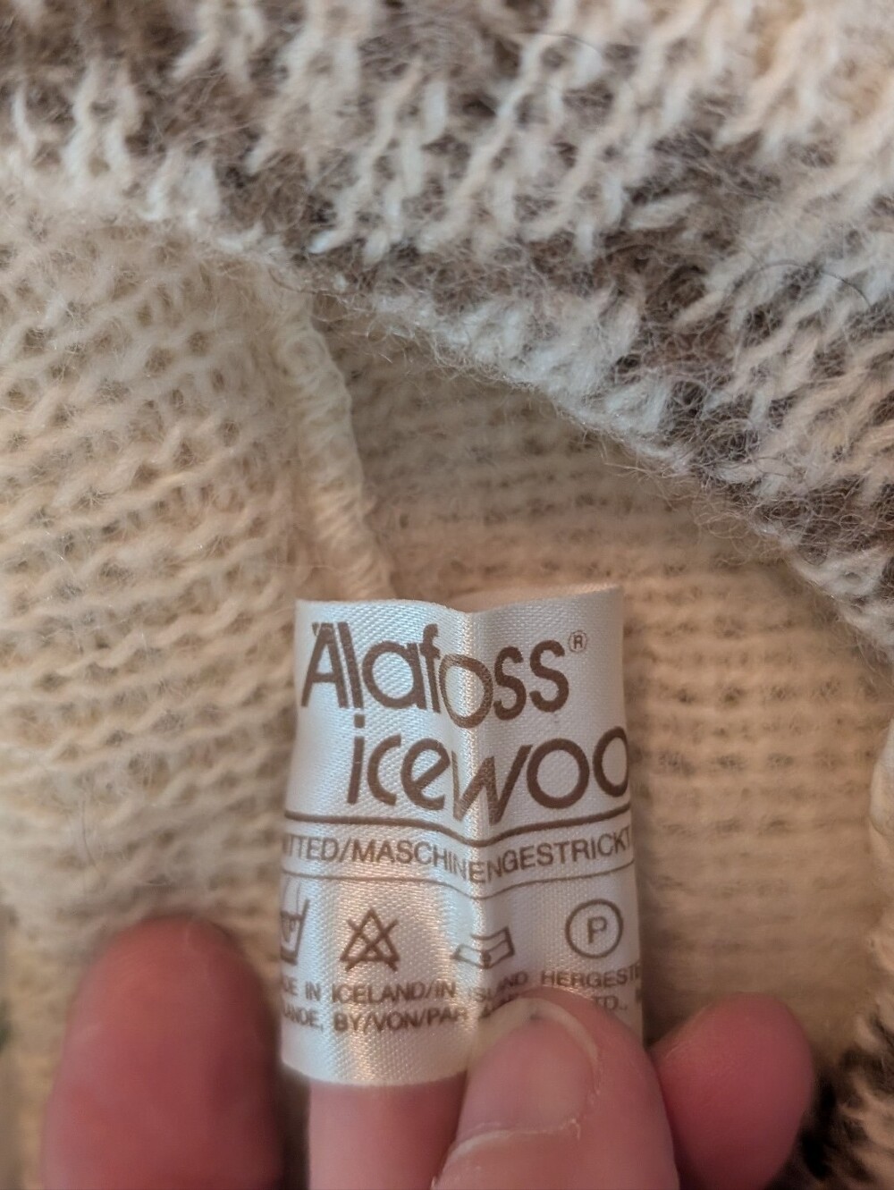 Alafoss Iceland 100% Wool Sweater Cardigan Small Icelandic - Picture 6 of 6